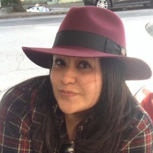 Meet your Posher, Jenny